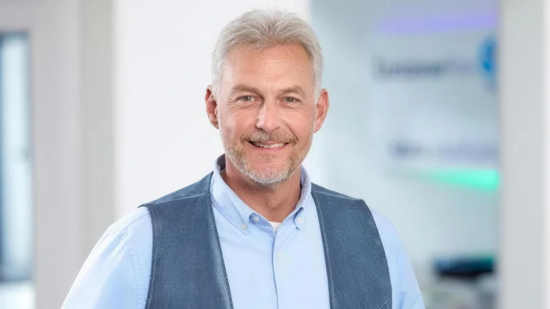 Porträt von Dieter Diehl, Vertrieb, Projektbetreuung & Bauleitung